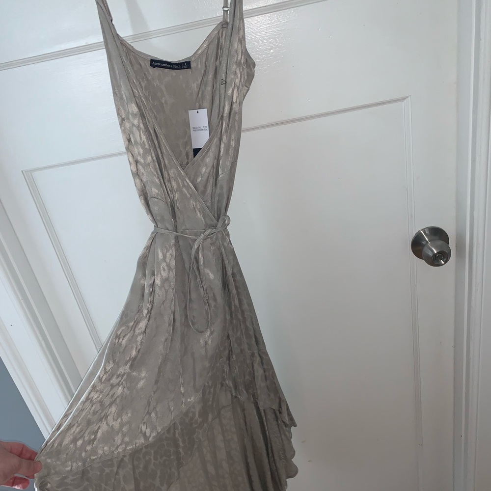 NWT Abercrombie and Fitch Wrap Dress